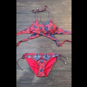 La Vie En Rose Red Bikini Top & Bottoms Small
